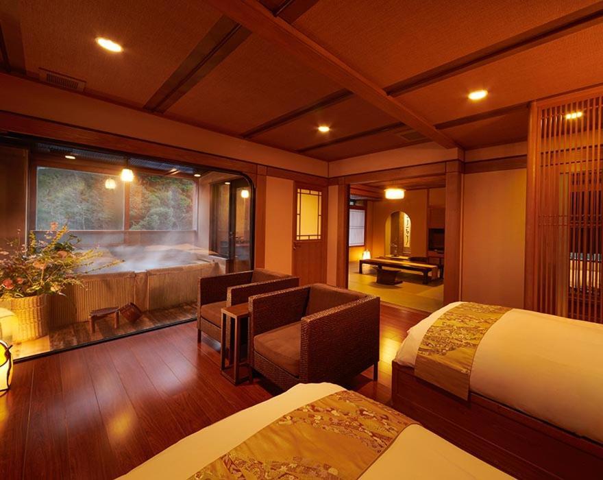 Mansuirou Hotel Misasa Bagian luar foto